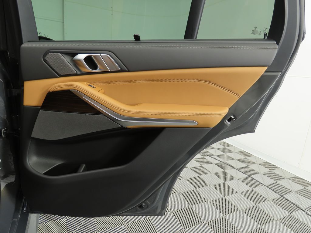 Thumbnail: 2026 BMW X5 - 28