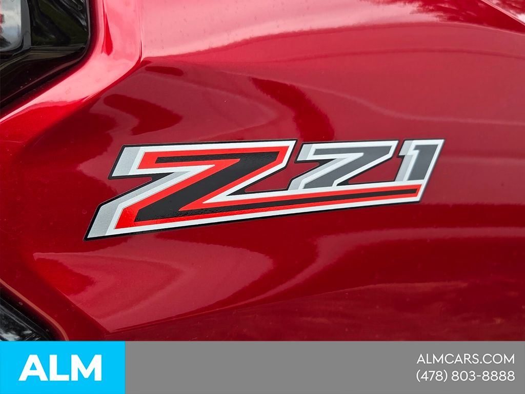 Used 2024 Red Chevrolet Z71 image 18