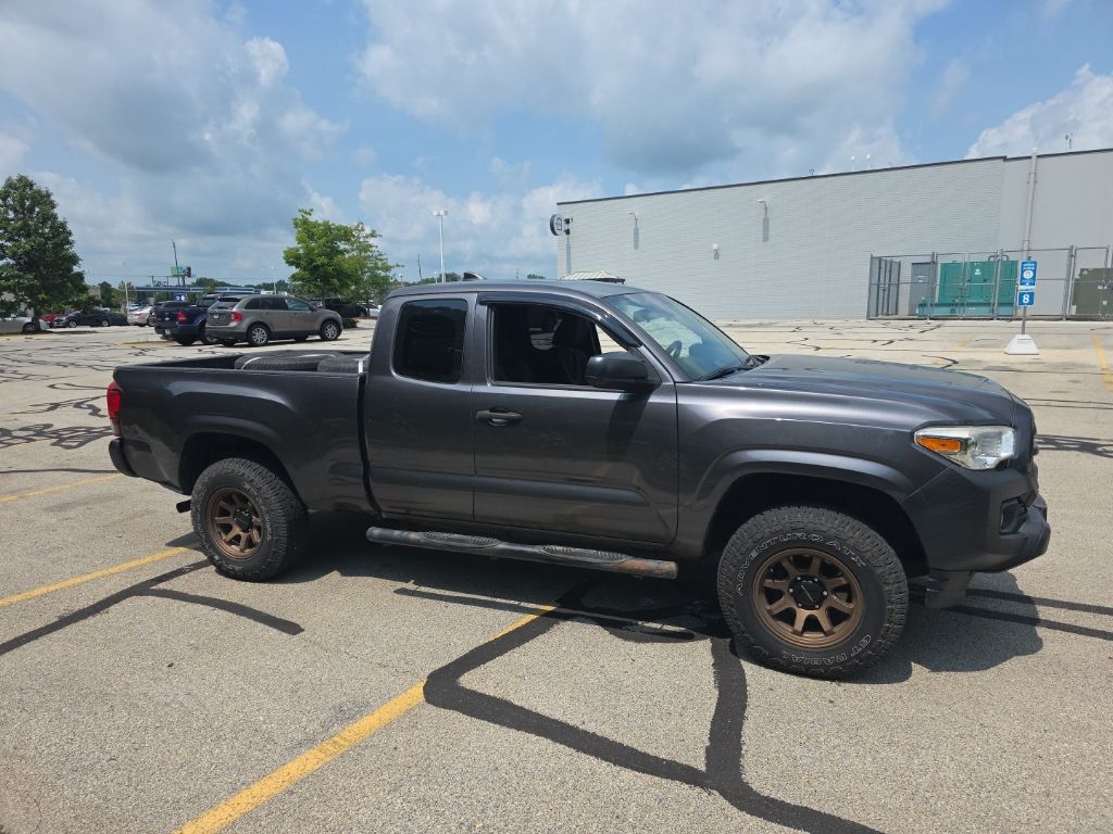 2018 Toyota Tacoma SR I4 Access Cab 4WD