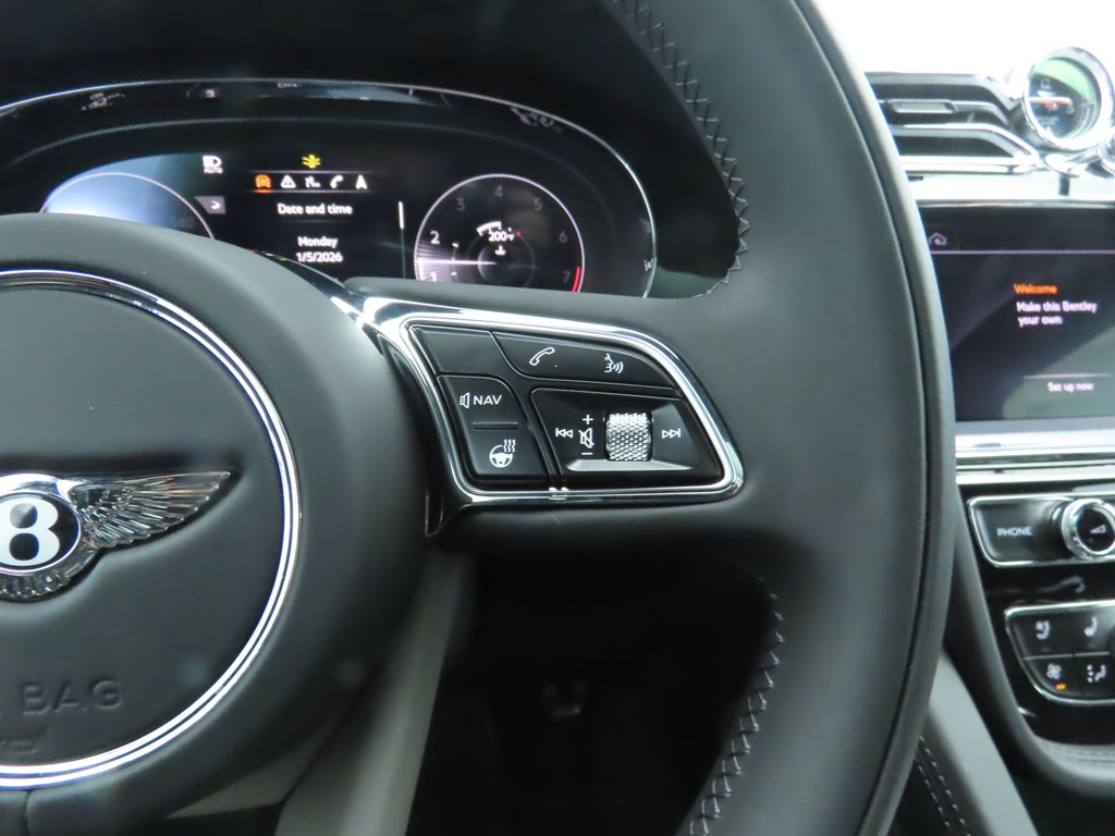 Thumbnail: 2023 Bentley Bentayga - 12