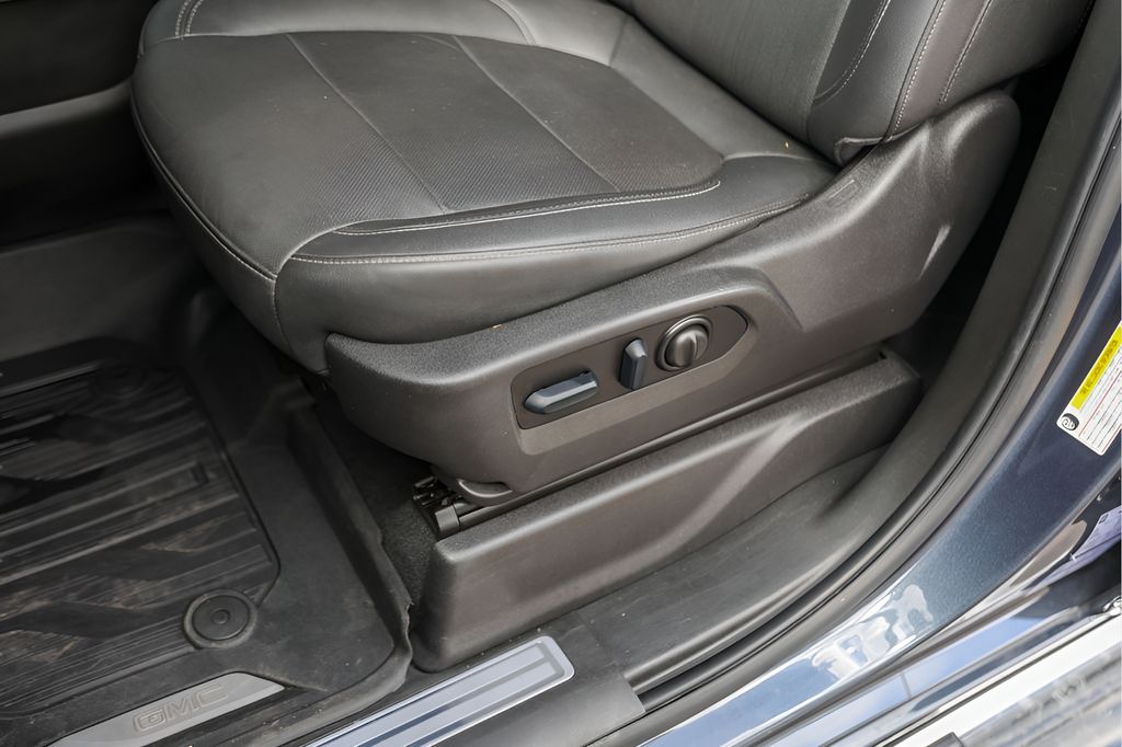 Used Car 2022 Gmc Sierra 1500 Limited  Slt For Sale Under $35,000 In Austin, Texas