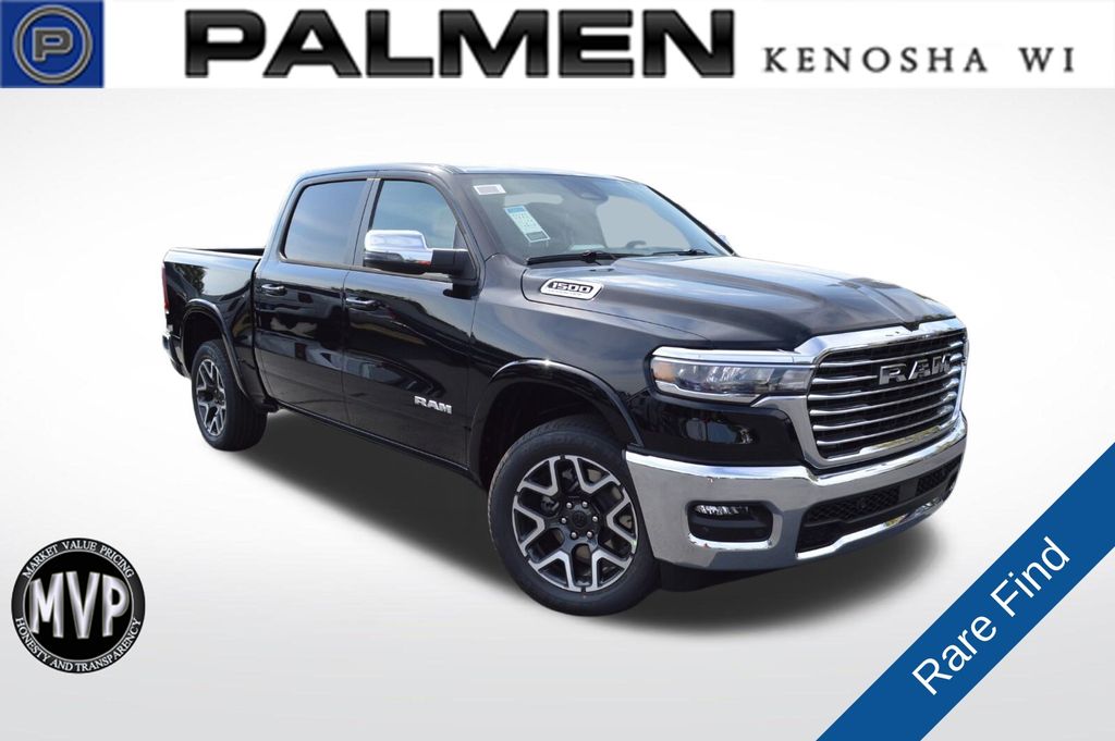 2026 RAM 1500 Laramie Crew Cab 4WD