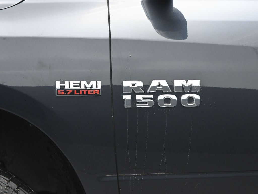 2018 Ram 1500 Big Horn Crew Cab 4x4 5'7" Box