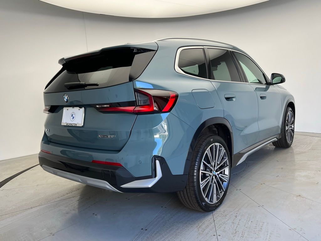 Thumbnail: 2026 BMW X1 - 3