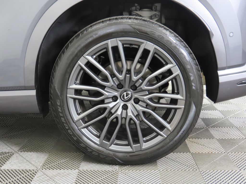 2023 Lexus RX Hybrid 500h F Sport Performance 32