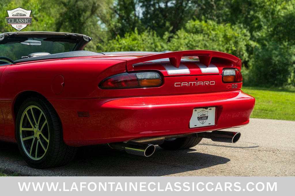 2002 Chevrolet Camaro 142