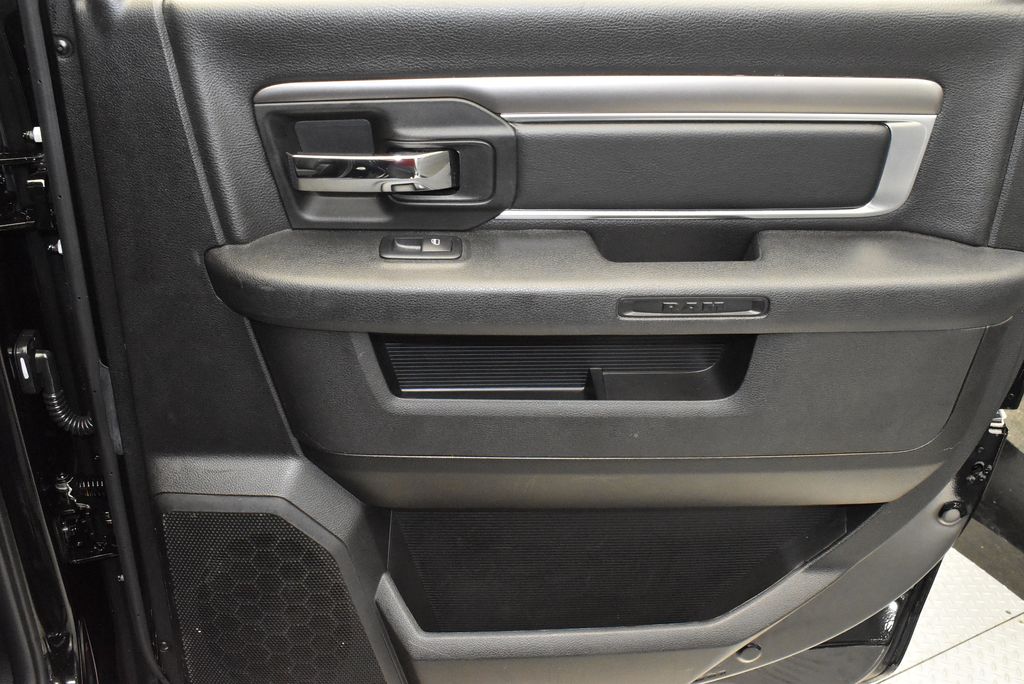 2024 RAM 1500 Classic Warlock 23