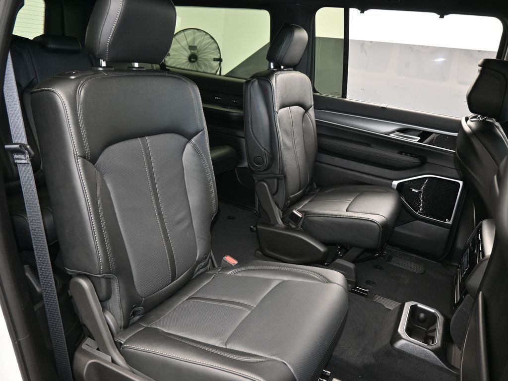 New 2026 Bright White Clearcoat Jeep Limited Reserve image 46