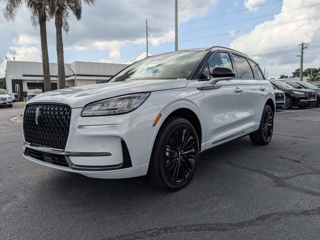 2025 Lincoln Corsair Premiere