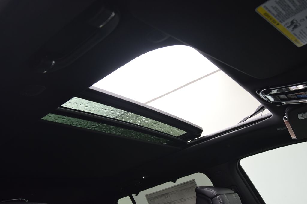 new 2026 Jeep Grand Wagoneer car, priced at $95,550