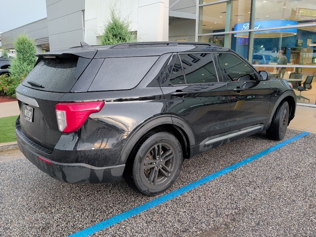 2023 Agate Black Metallic Ford Explorer XLT RWD SUV