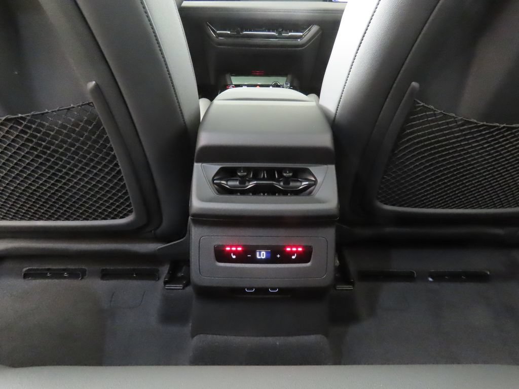 Thumbnail: 2027 Audi SQ6 e-tron - 22