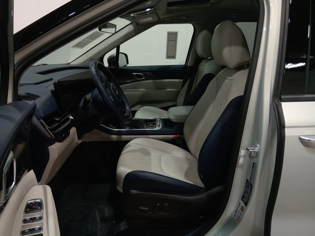 2025 Kia Carnival MPV SX