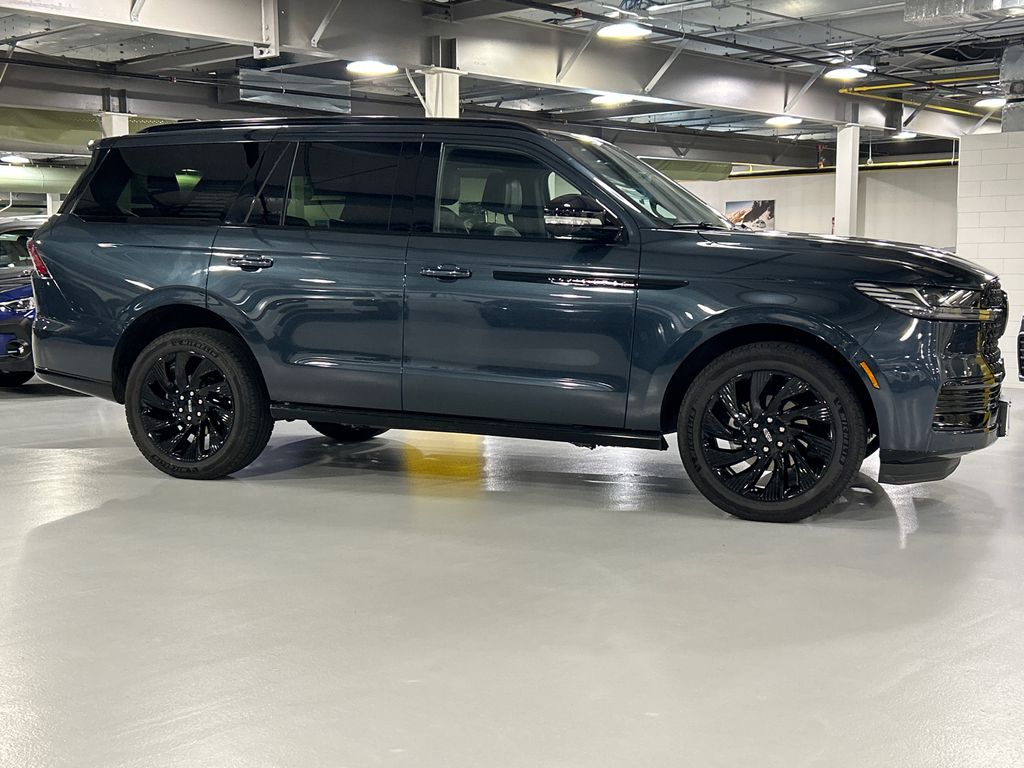 Blue Metallic 2026 Lincoln Navigator SUV / Crossover Four-Wheel Drive Automatic