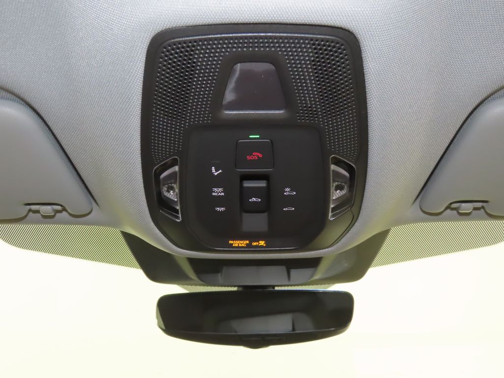 Thumbnail: 2025 Audi Q5 - 21