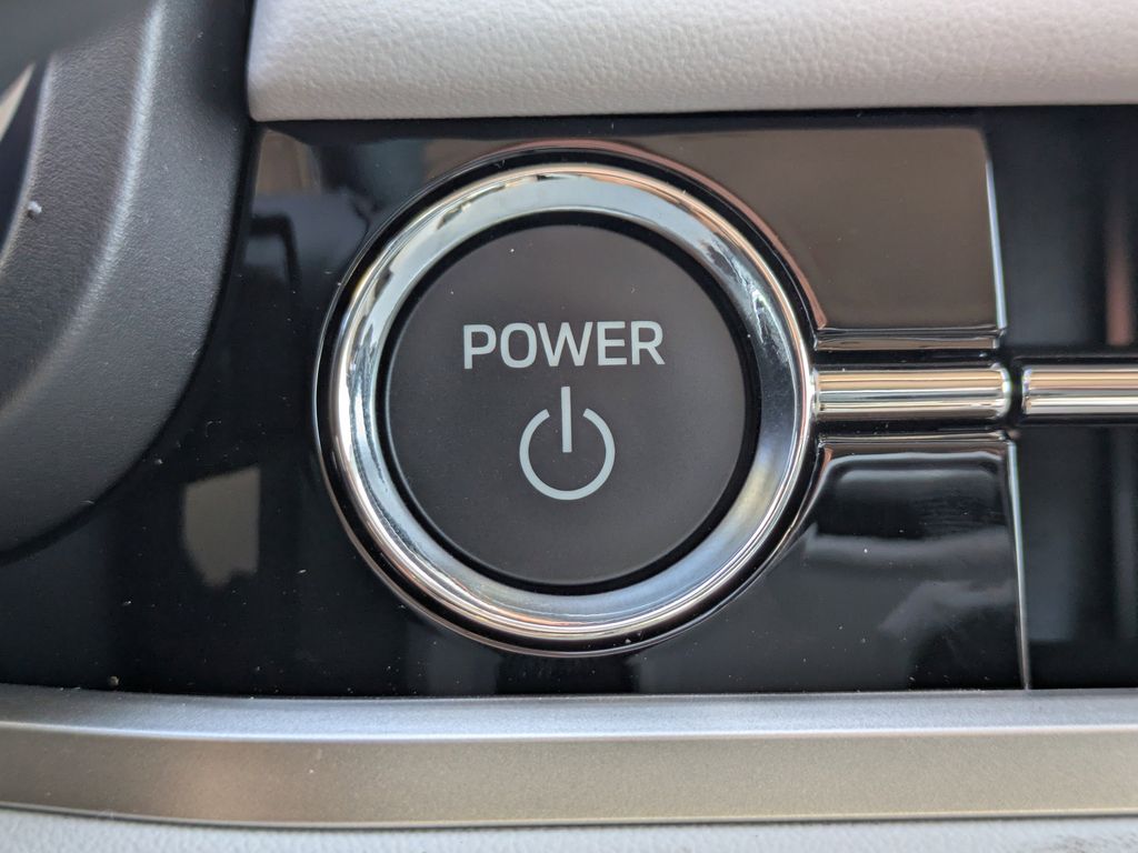 New 2025 Mitsubishi Outlander PHEV SUV