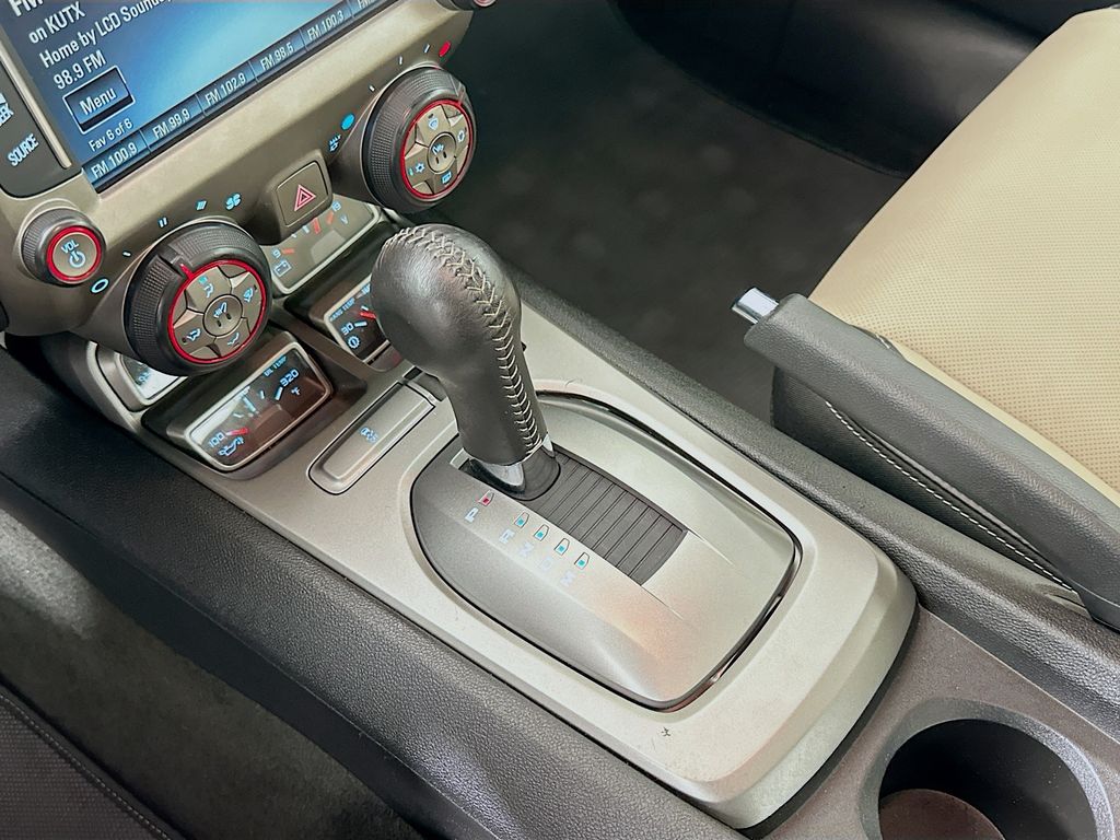 Thumbnail: 2015 Chevrolet Camaro - 16