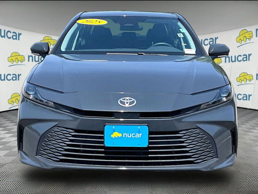 2025 Toyota Camry — photo 2
