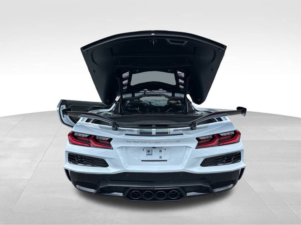 2024 Ceramic Matrix Gray Metallic Chevrolet Corvette Z06 RWD Coupe