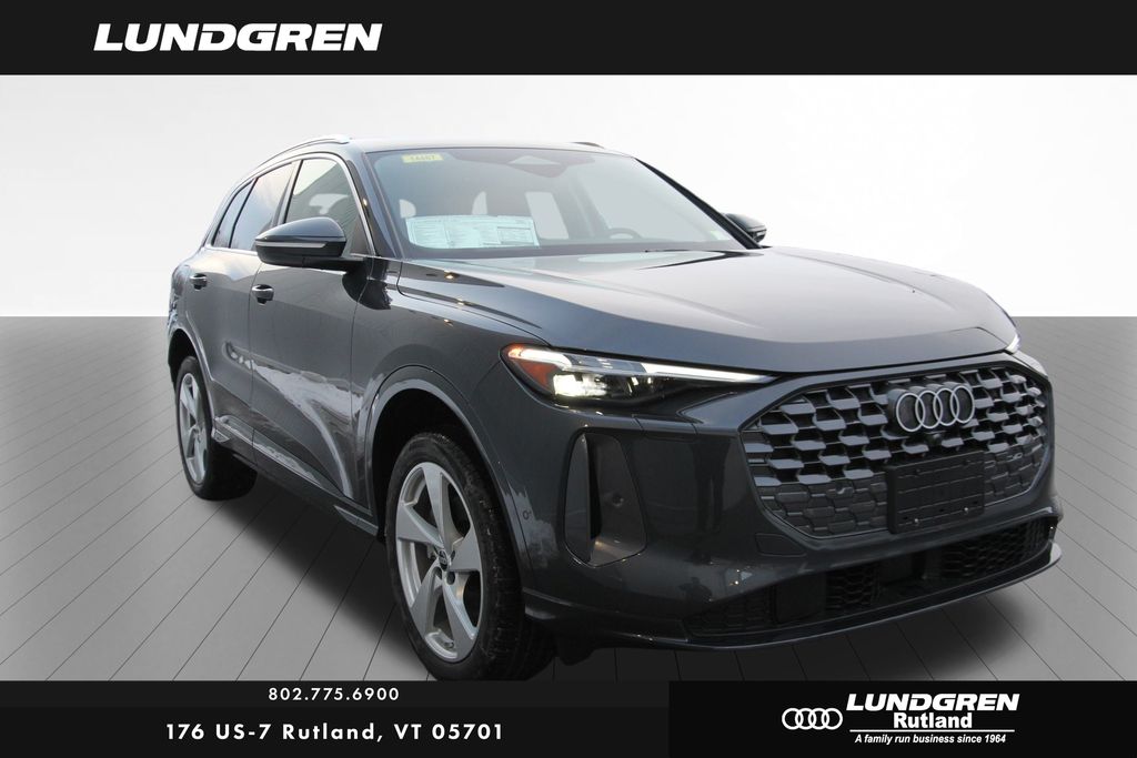 2025 Audi New Q5 Premium Plus's photo