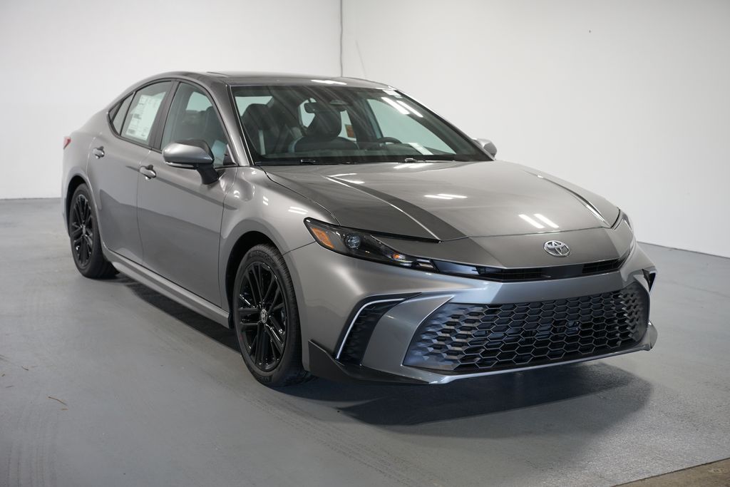 Thumbnail: 2025 Toyota Camry - 3