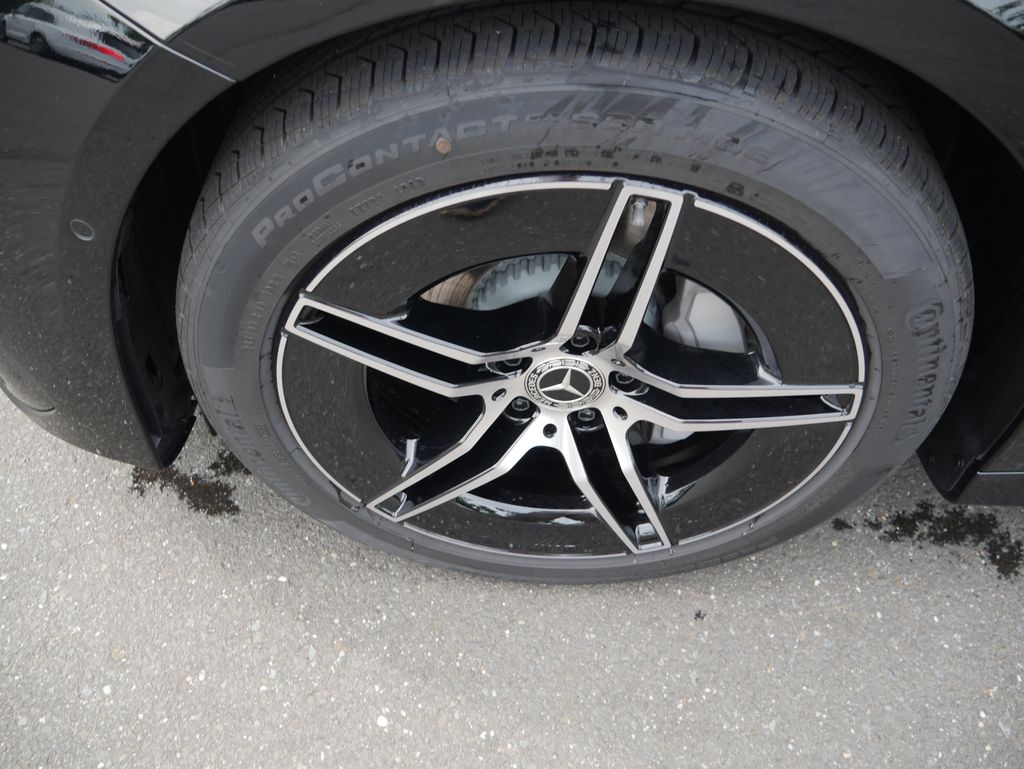 Thumbnail: 2026 Mercedes-Benz E-Class - 10