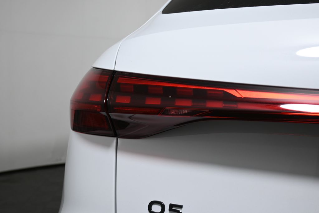 Thumbnail: 2025 Audi Q5 - 12