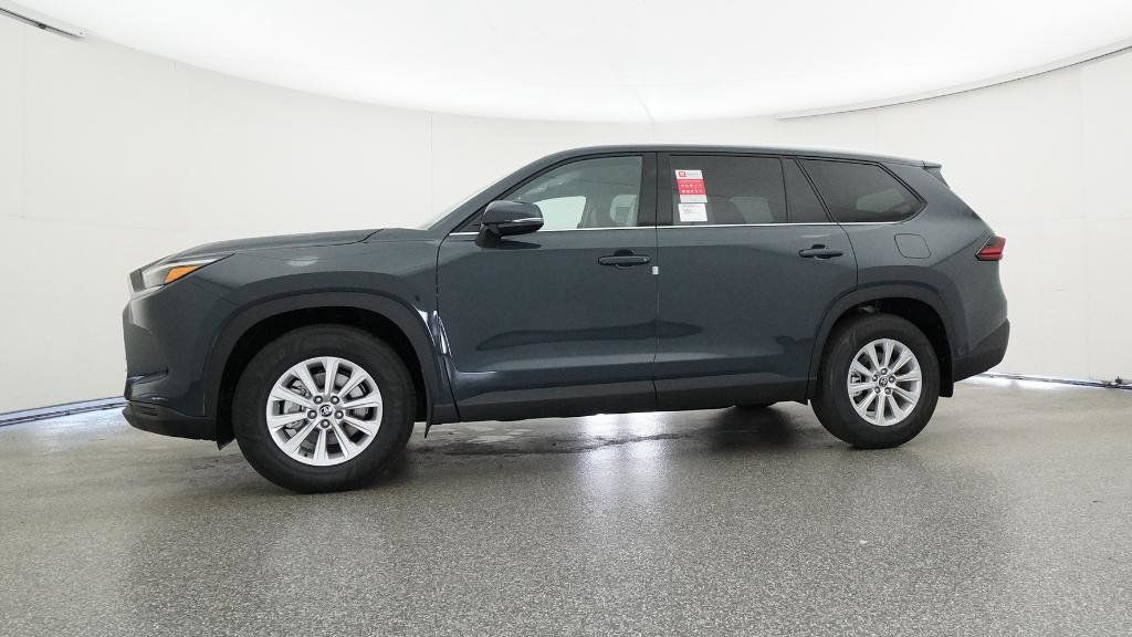 2025 Toyota Grand Highlander XLE 16