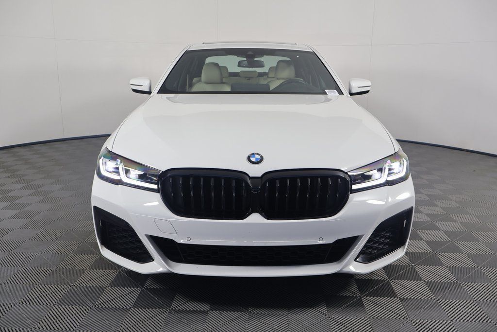 Thumbnail: 2023 BMW 5 Series - 2