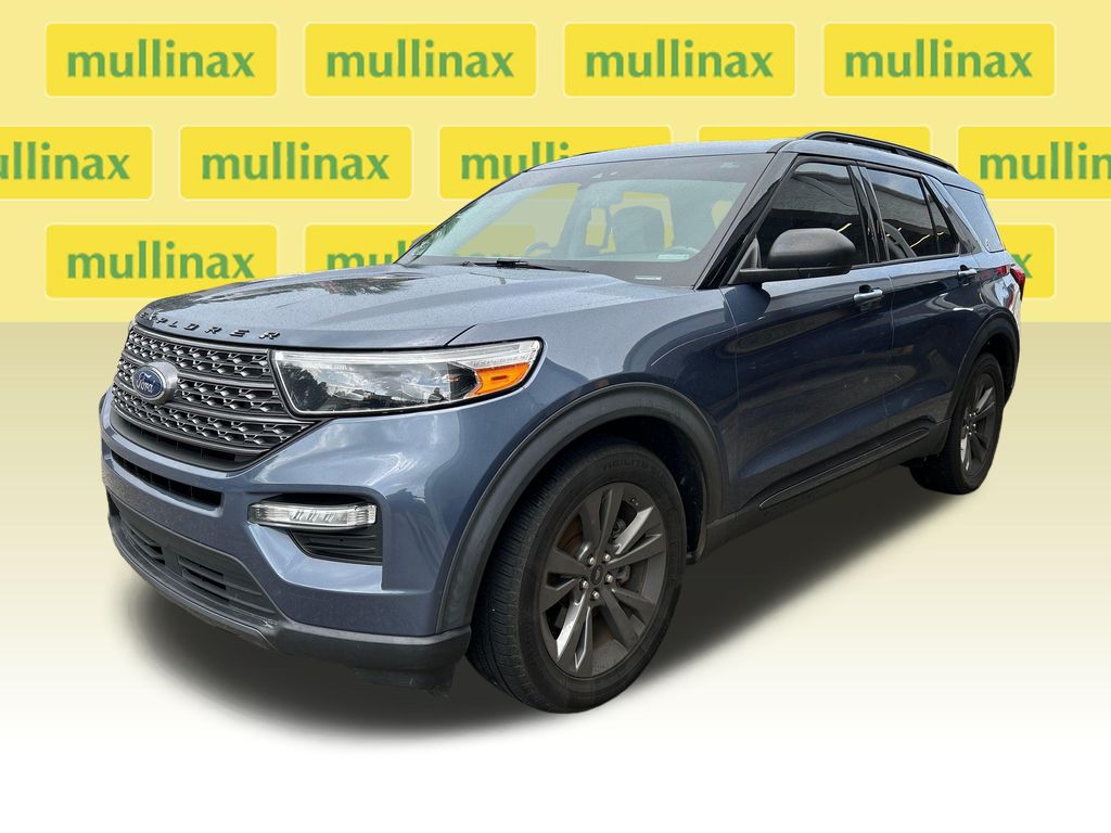Used 2021 Blue Ford XLT image 4