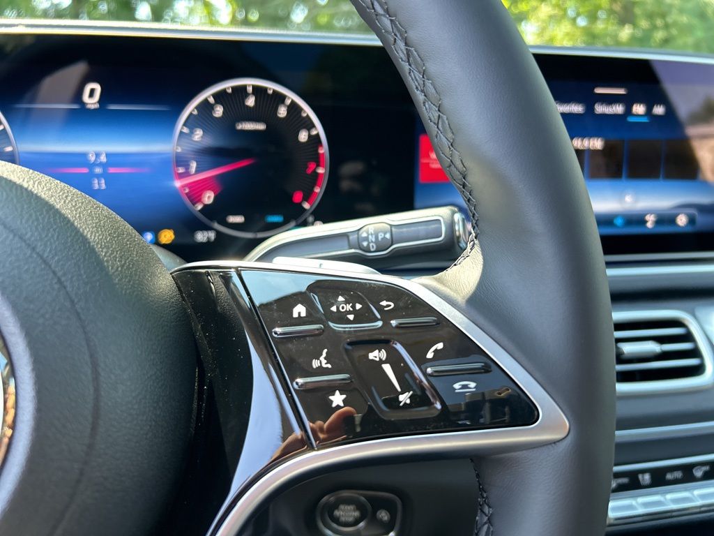 Thumbnail: 2026 Mercedes-Benz GLE - 13