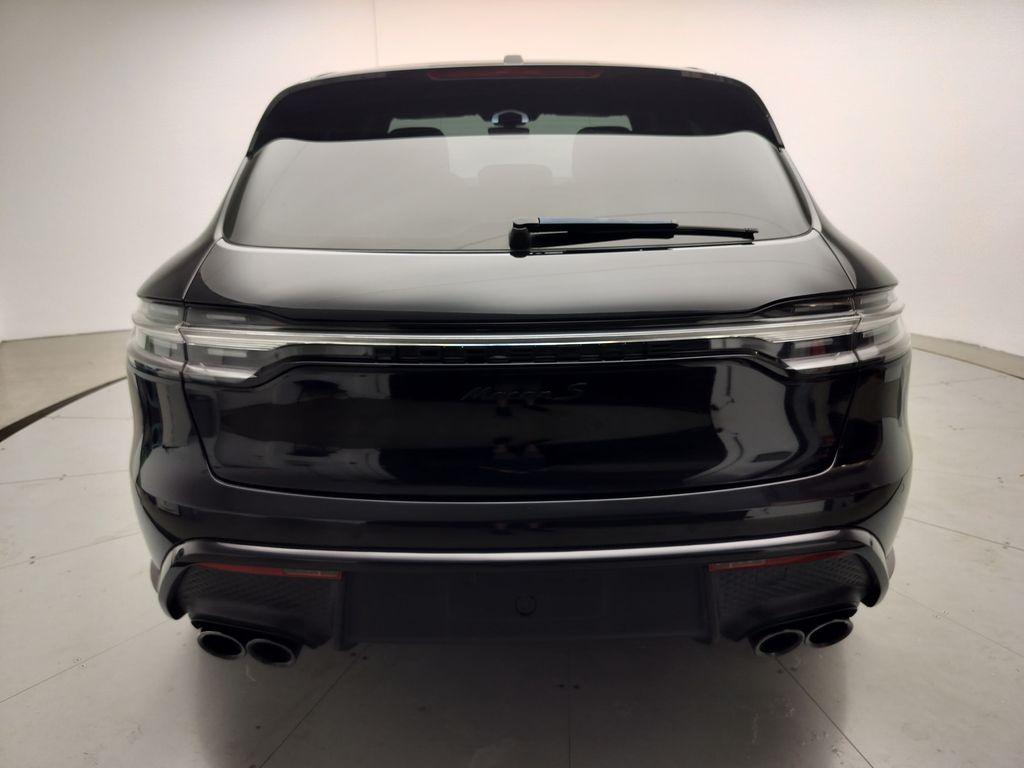 Thumbnail: 2023 Porsche Macan - 24