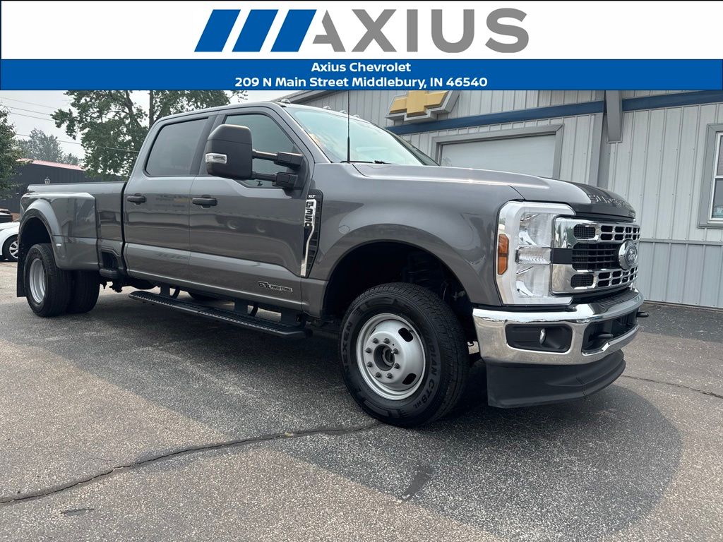 Gray Metallic 2025 Ford F-350 Super Duty Pickup Truck Four-Wheel Drive Automatic