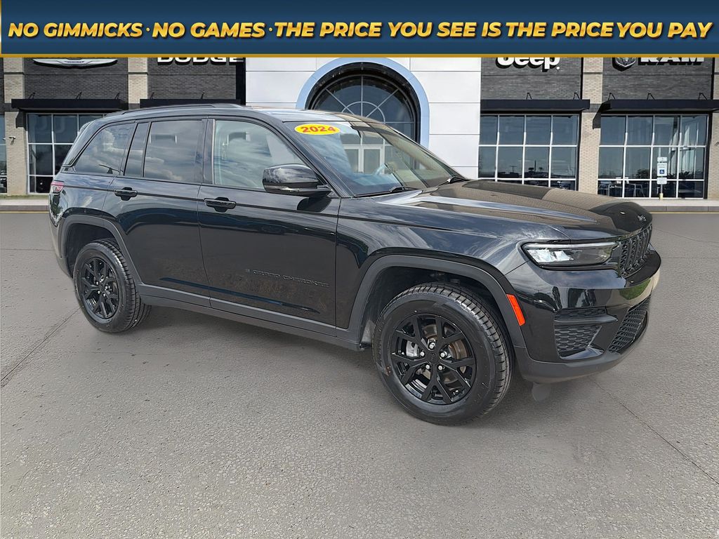 Diamond Black Crystal Pearlcoat 2024 Jeep Grand Cherokee SUV / Crossover Four-Wheel Drive 8-Speed Automatic