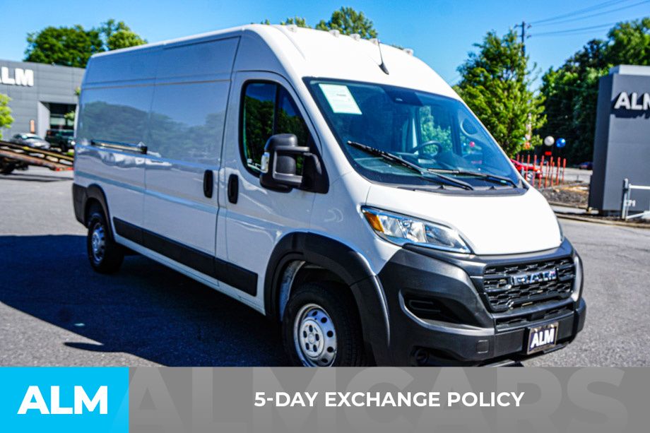 Used 2023 White Ram High Roof image 4