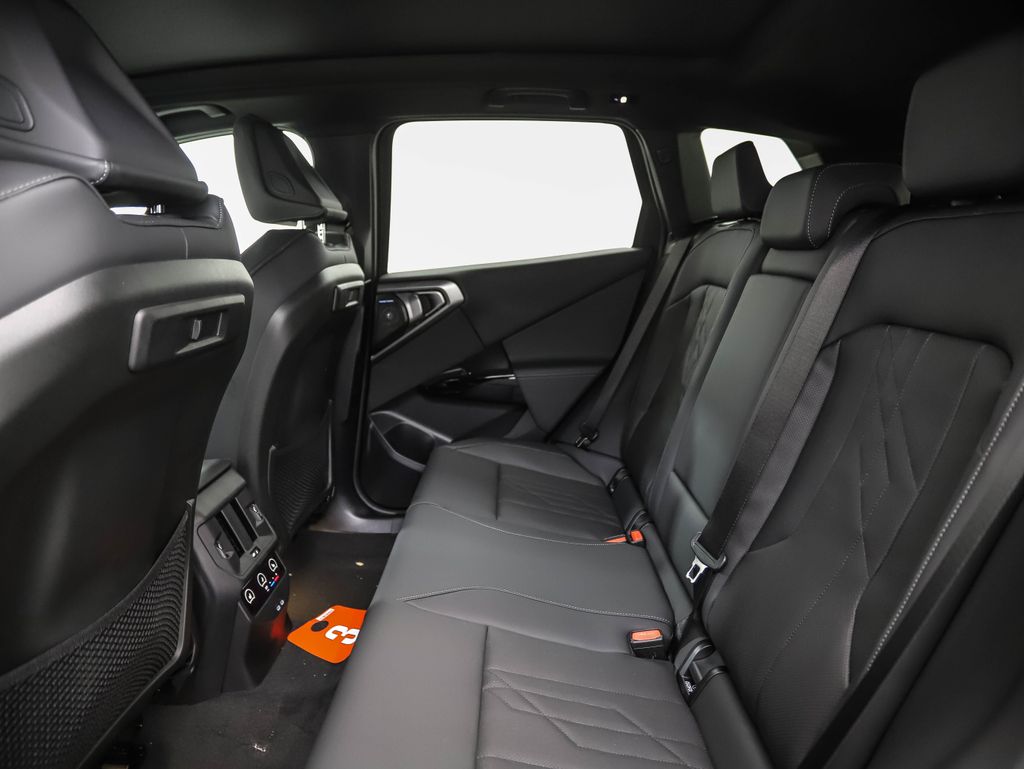 Thumbnail: 2026 BMW X3 - 21