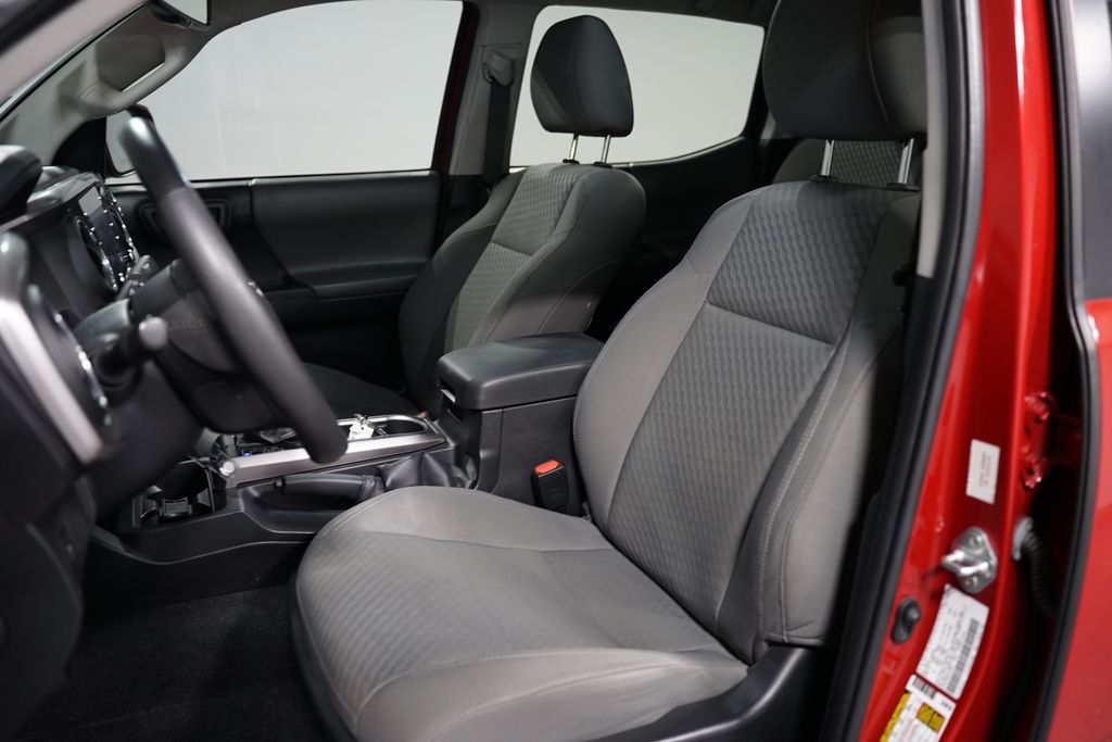2022 Toyota Tacoma SR5 6