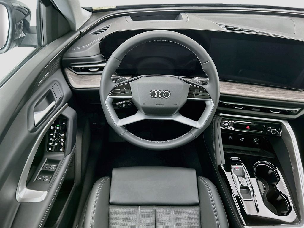 Thumbnail: 2026 Audi Q5 - 10