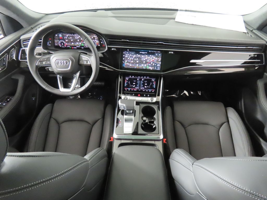 Thumbnail: 2026 Audi Q8 - 12