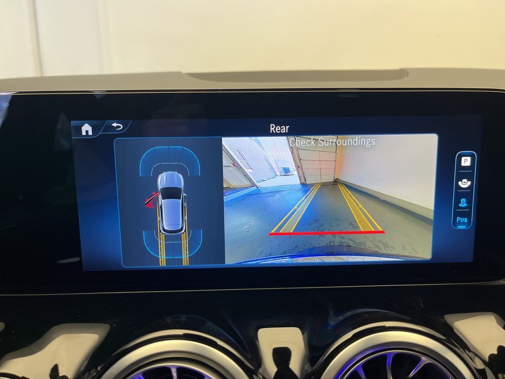 Thumbnail: 2025 Mercedes-Benz GLA - 17