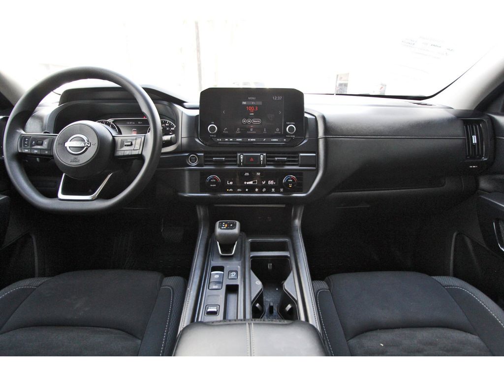 2023 Nissan Pathfinder S - 8