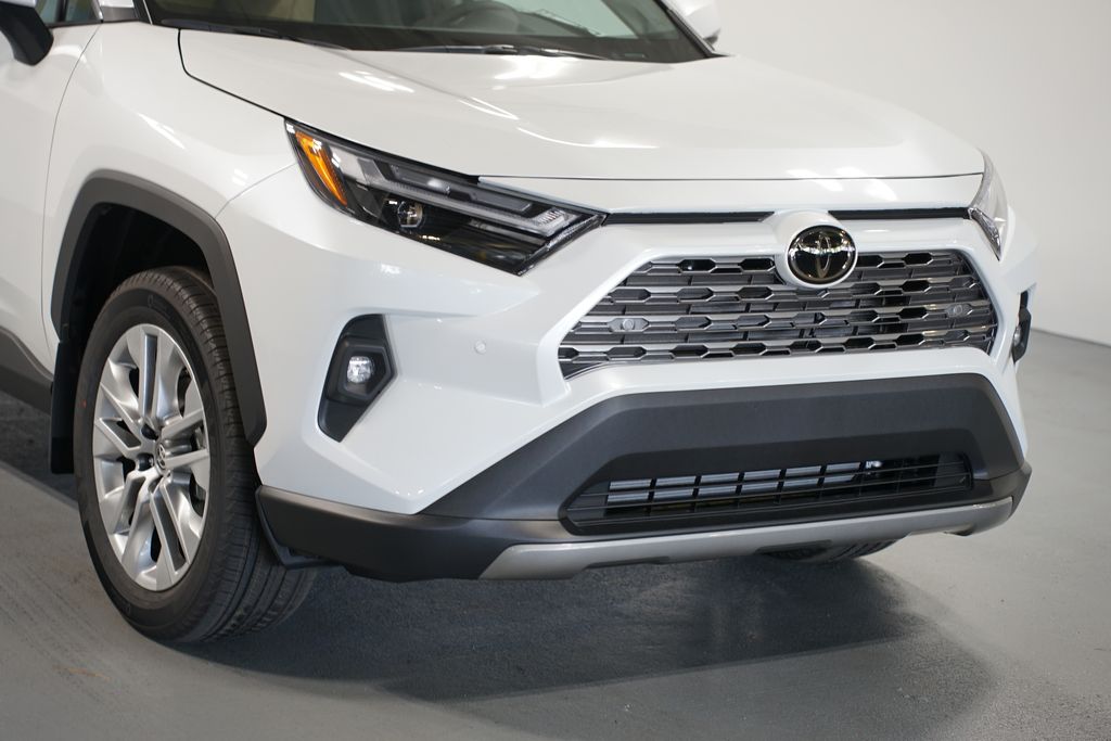 Thumbnail: 2025 Toyota RAV4 - 4