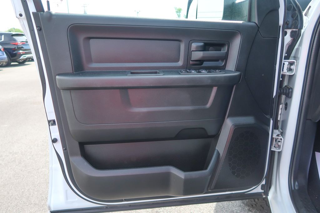 2023 Ram 1500 Classic Tradesman Crew Cab 4x4 5'7" Box