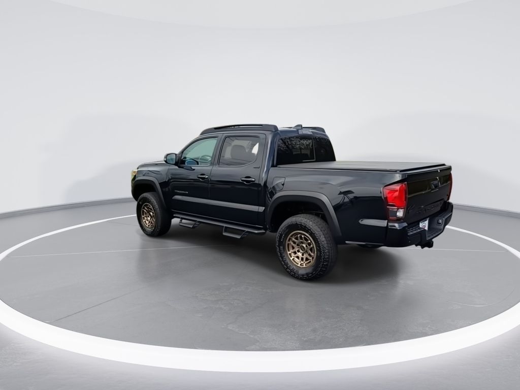 2022 Toyota Tacoma SR5 6
