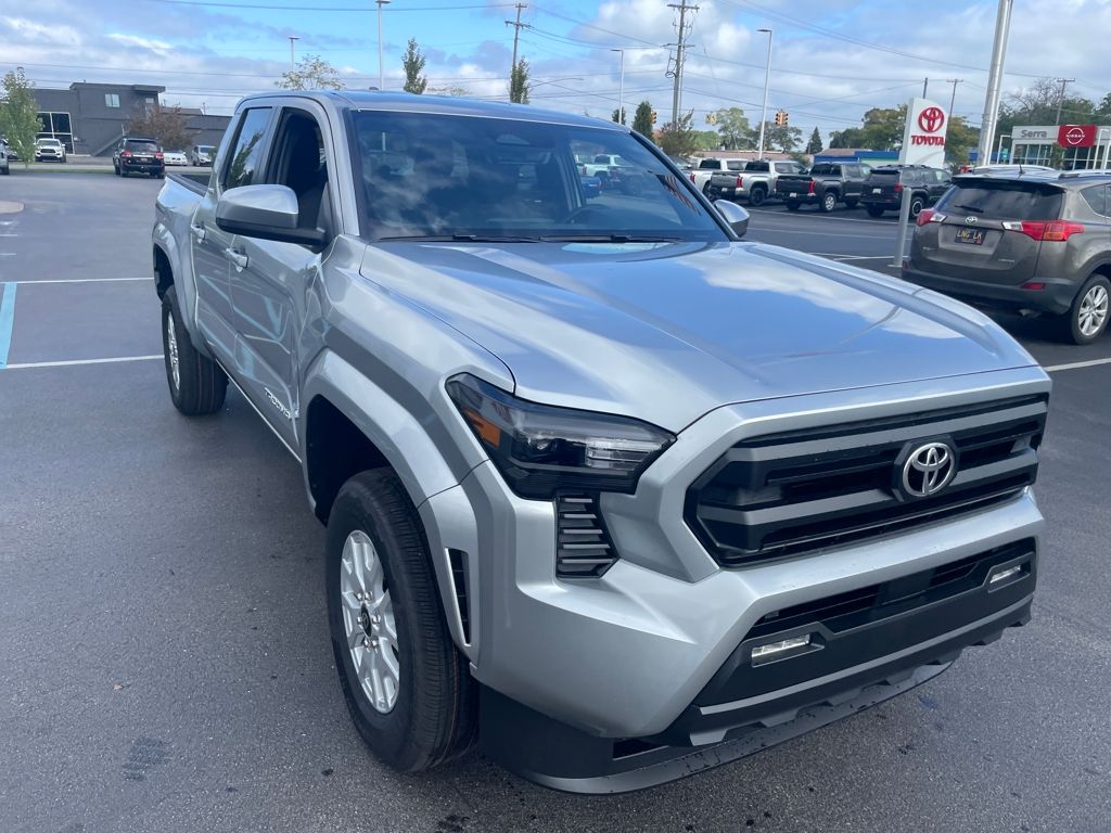2025 Toyota Tacoma SR5 Double Cab photo 17