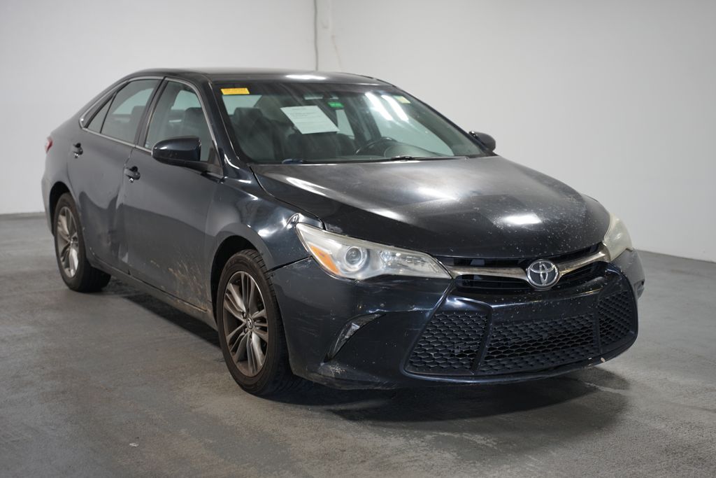 Thumbnail: 2016 Toyota Camry - 3
