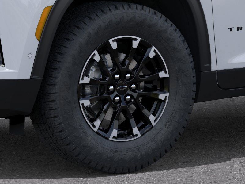 New 2026 White Chevrolet Z71 image 9