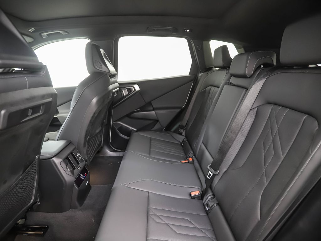 Thumbnail: 2026 BMW X3 - 23