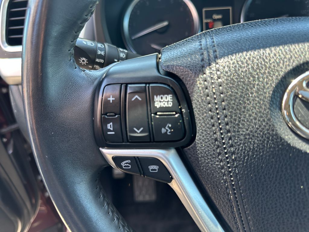 2016 Toyota Highlander XLE V6
