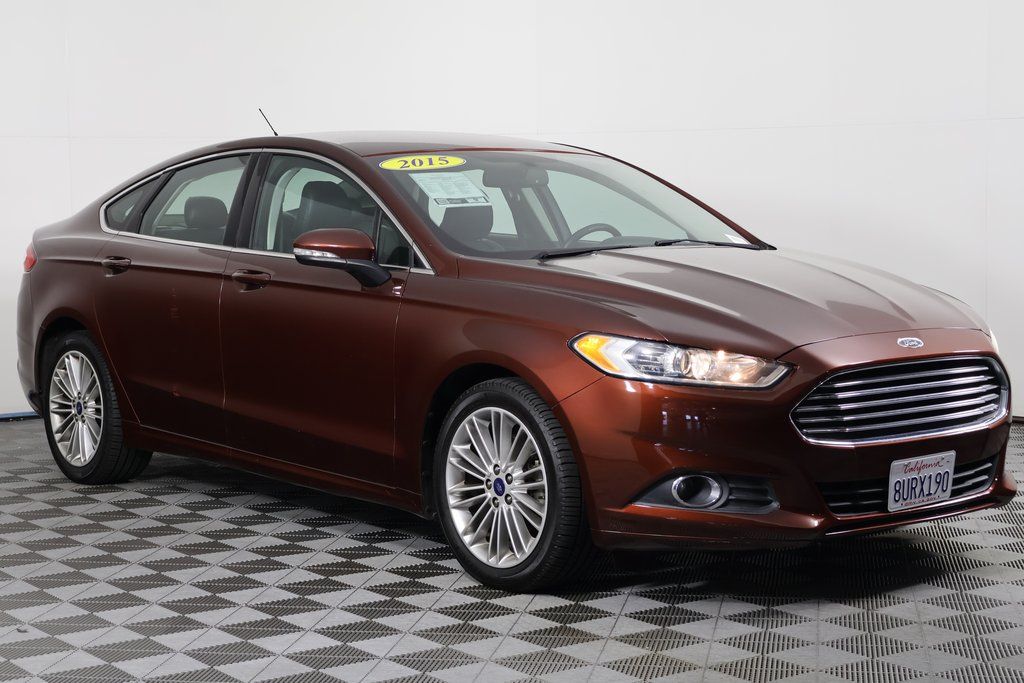 Thumbnail: 2015 Ford Fusion - 3